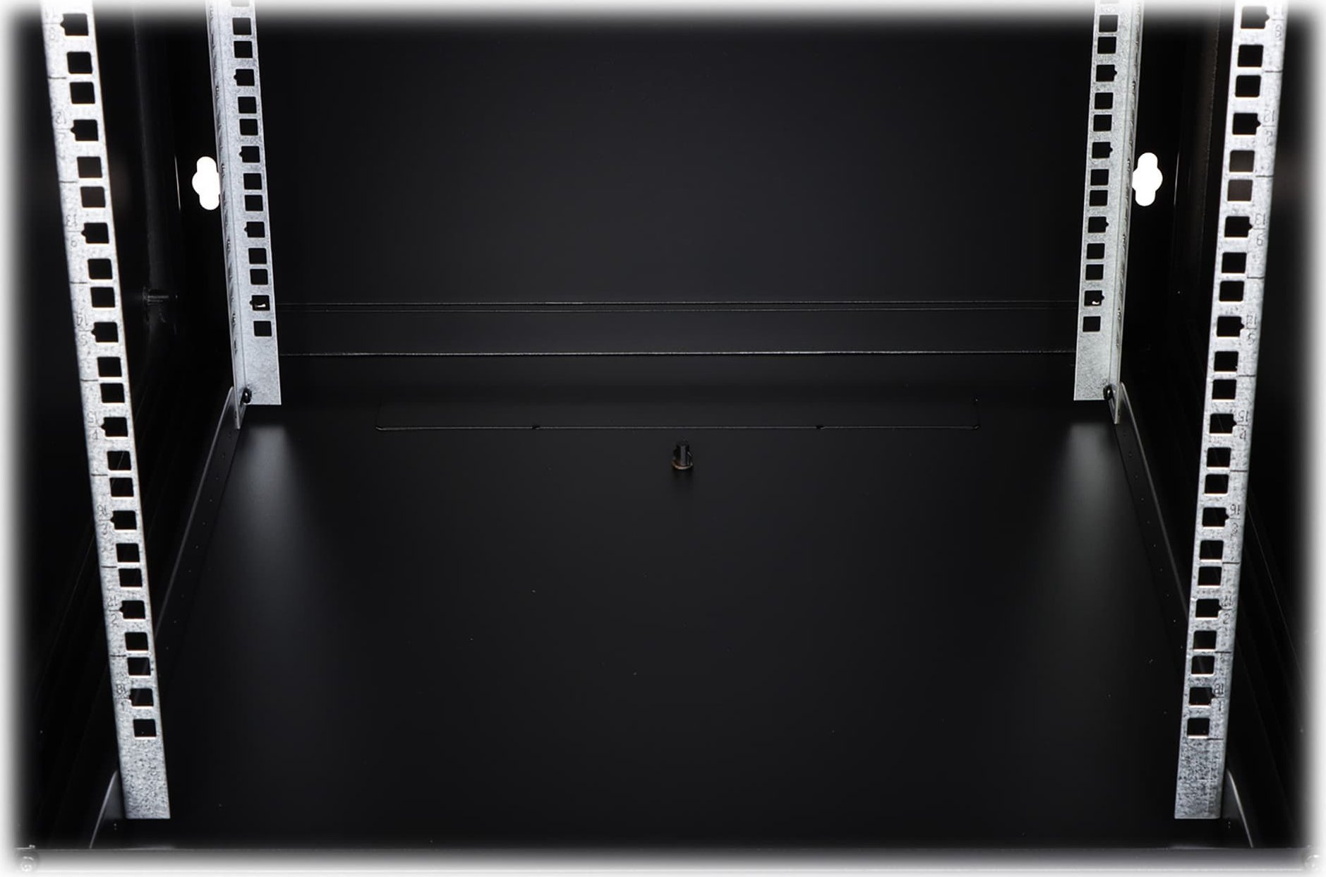 Kabinet rack muri Eprado 19" 18U, xham i tejdukshëm, ngarkesë 60 kg, gri