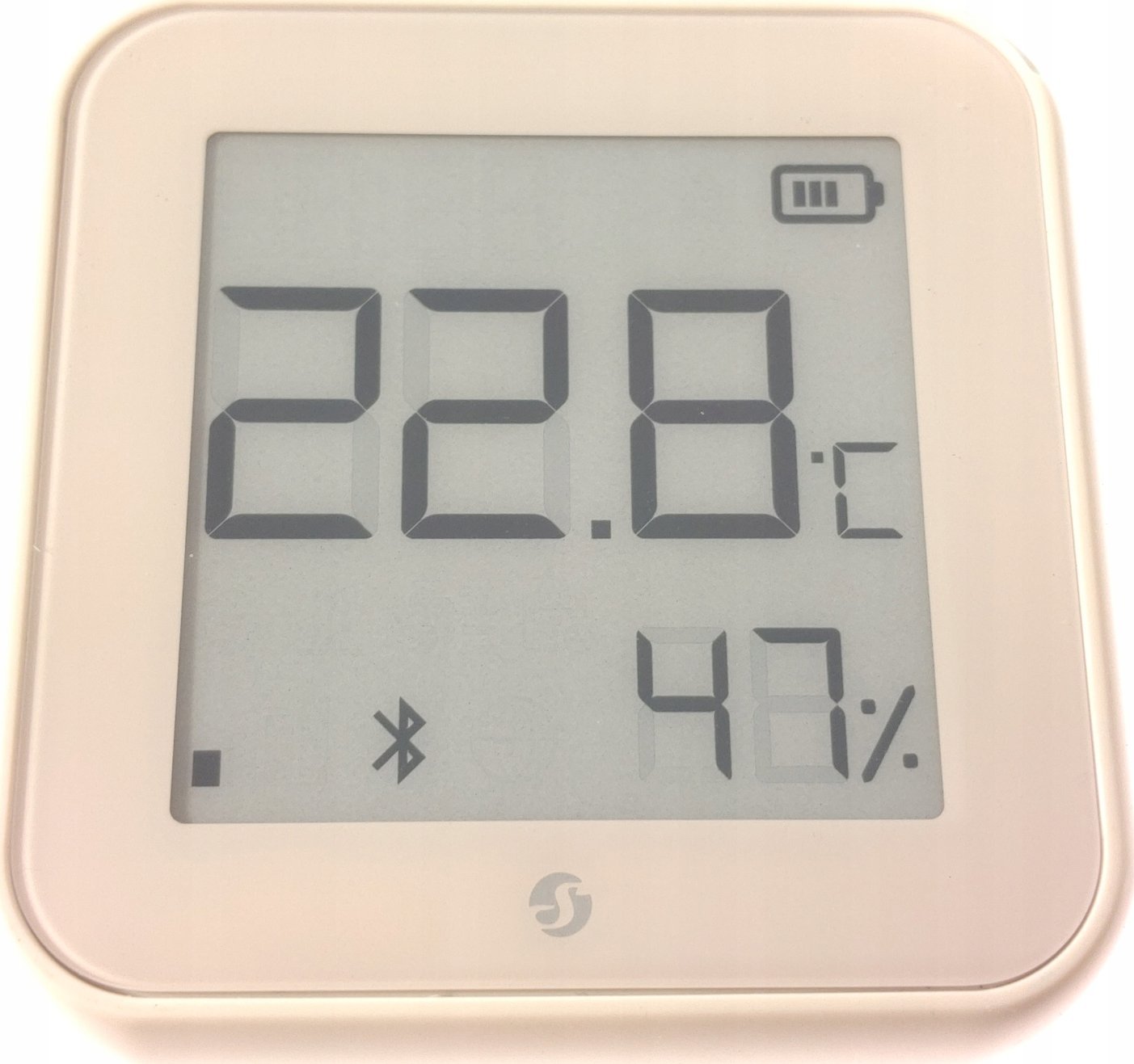 Sensor inteligjent Shelly Plus H&amp;T G3, temperaturë dhe lagështi, Bluetooth dhe Wi‑Fi, ivory