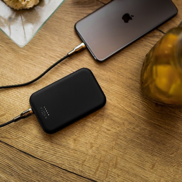 Kabllo për të dhëna dhe karikim FIXED USB-C - Lightning, MFi, PD, 0.5 m, e zezë