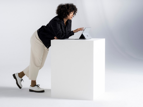 Лаптоп Microsoft Surface Laptop, 14.4", Intel i5-11300H, 16 GB RAM, 256 GB SSD, platinum