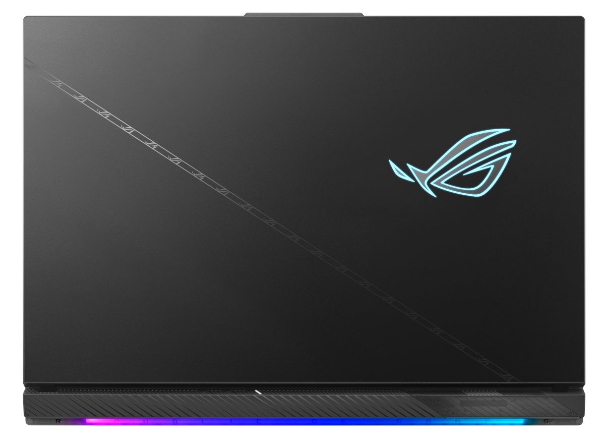 Laptop ASUS ROG Strix SCAR 18 G834JZ, 18", QHD, Intel i9-13980HX, 32GB RAM, 1TB SSD, RTX 4080, i zi