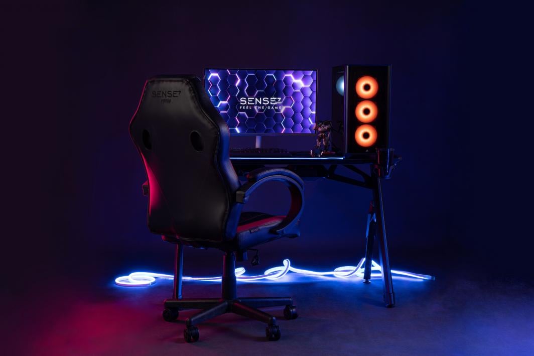 [OUTLET] Karrige SENSE7 Prism, e zezë