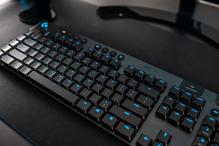 Tastierë Logitech G915 Lightspeed, GL Linear, US