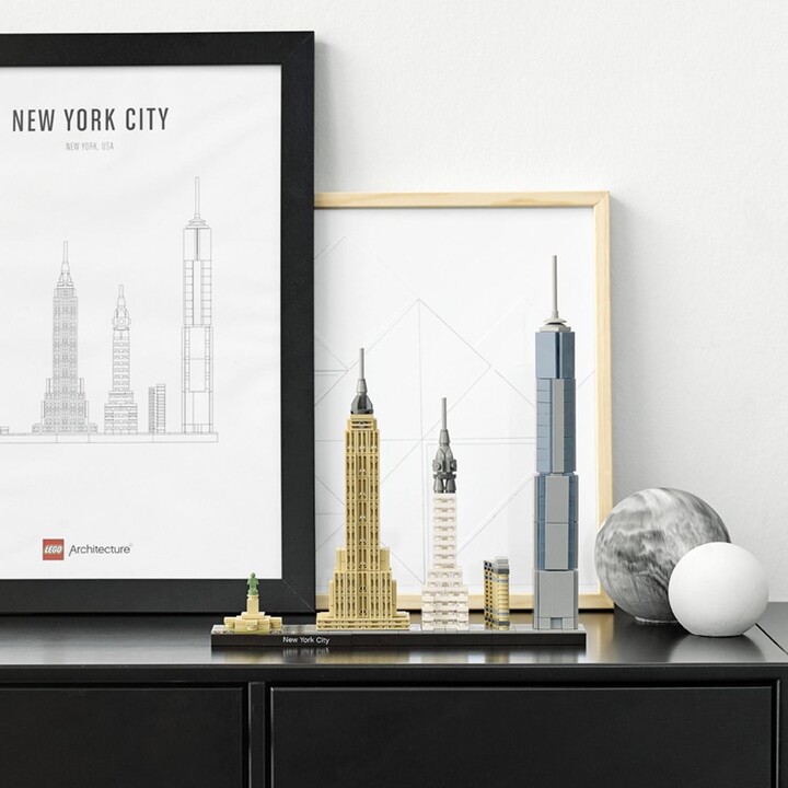 Set figurash LEGO Architecture 21028 New York City
