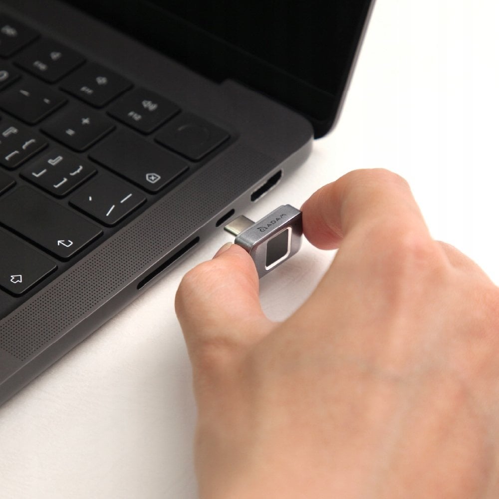 SSD i jashtëm ADAM Elements iKlips S, 256GB, USB C, me lexues gjurme gishti