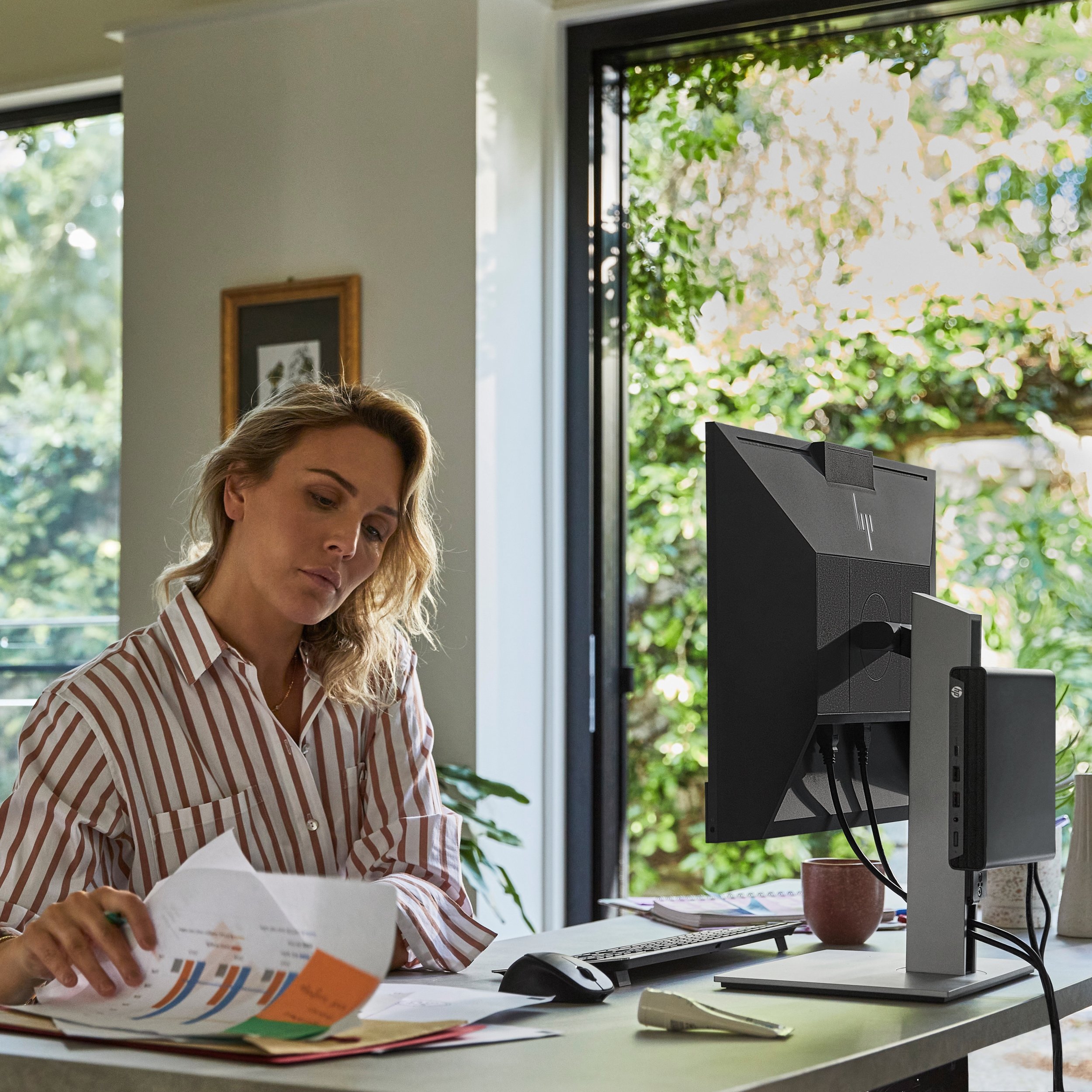 Kompjuter desktop HP Elite Mini 800 G9, Intel Core, kompakt, i zi