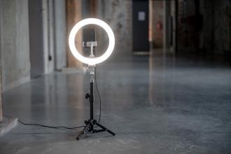 Dritë unazore LED Newell RL-10A, 10", me tripod, e bardhë