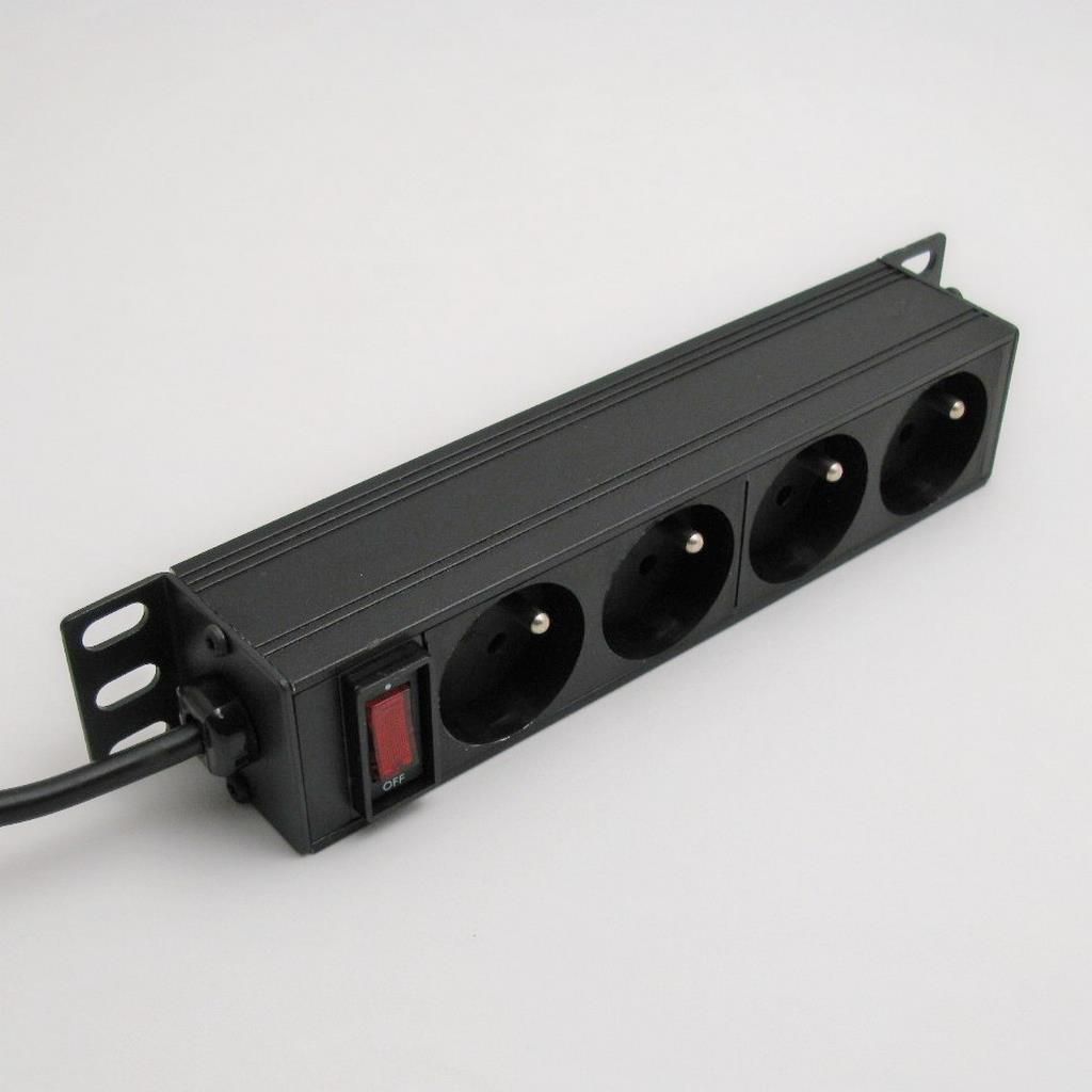 Shirit energjie rack Netrack PDU 10" 1U, 4 priza, me ndërprerës