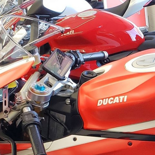 Mbajtëse univerzale celulari për motoçikletë SP Connect 