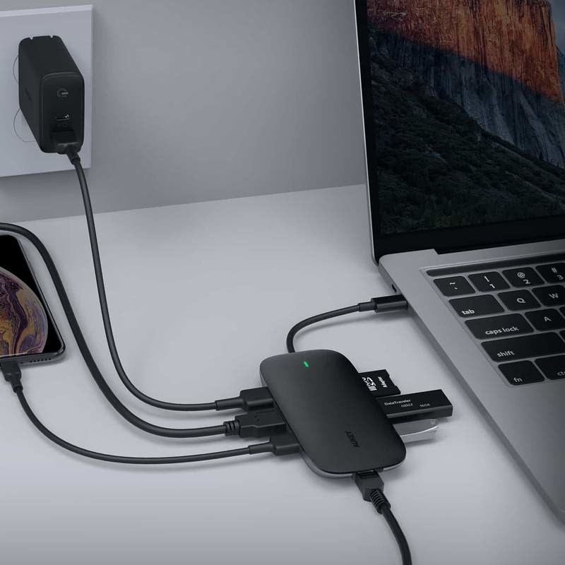 Qendër USB-C Aukey CB-C71, 8-në-1, 100W PD, e zezë