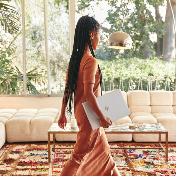 Laptop HP EliteBook 855 G8, 15.6", AMD Ryzen 5 Pro, 16GB RAM, 512GB SSD, AMD Radeon Graphics, i argjendtë