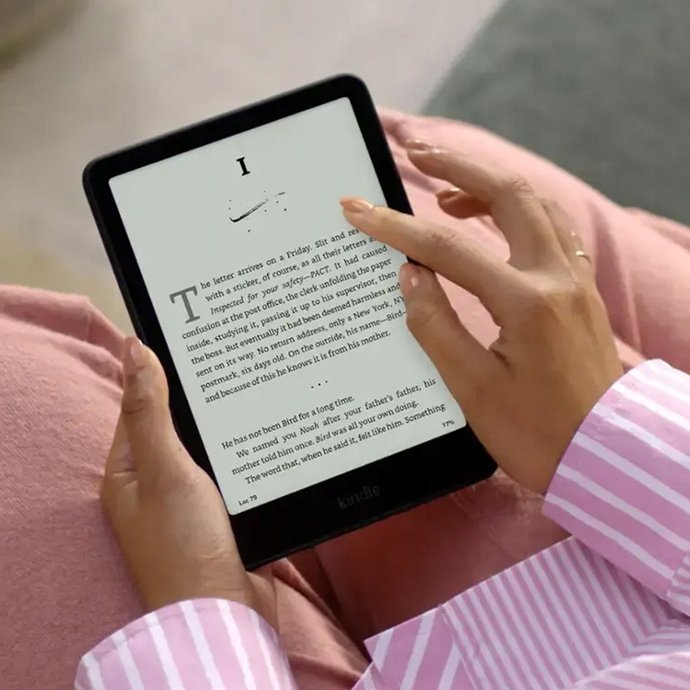 Електронски читач Amazon Kindle Paperwhite 12th Gen, 7\", 16GB, црн