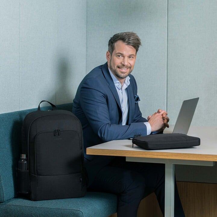 Çantë shpine për laptop Dicota, 15"-17.3", e zezë