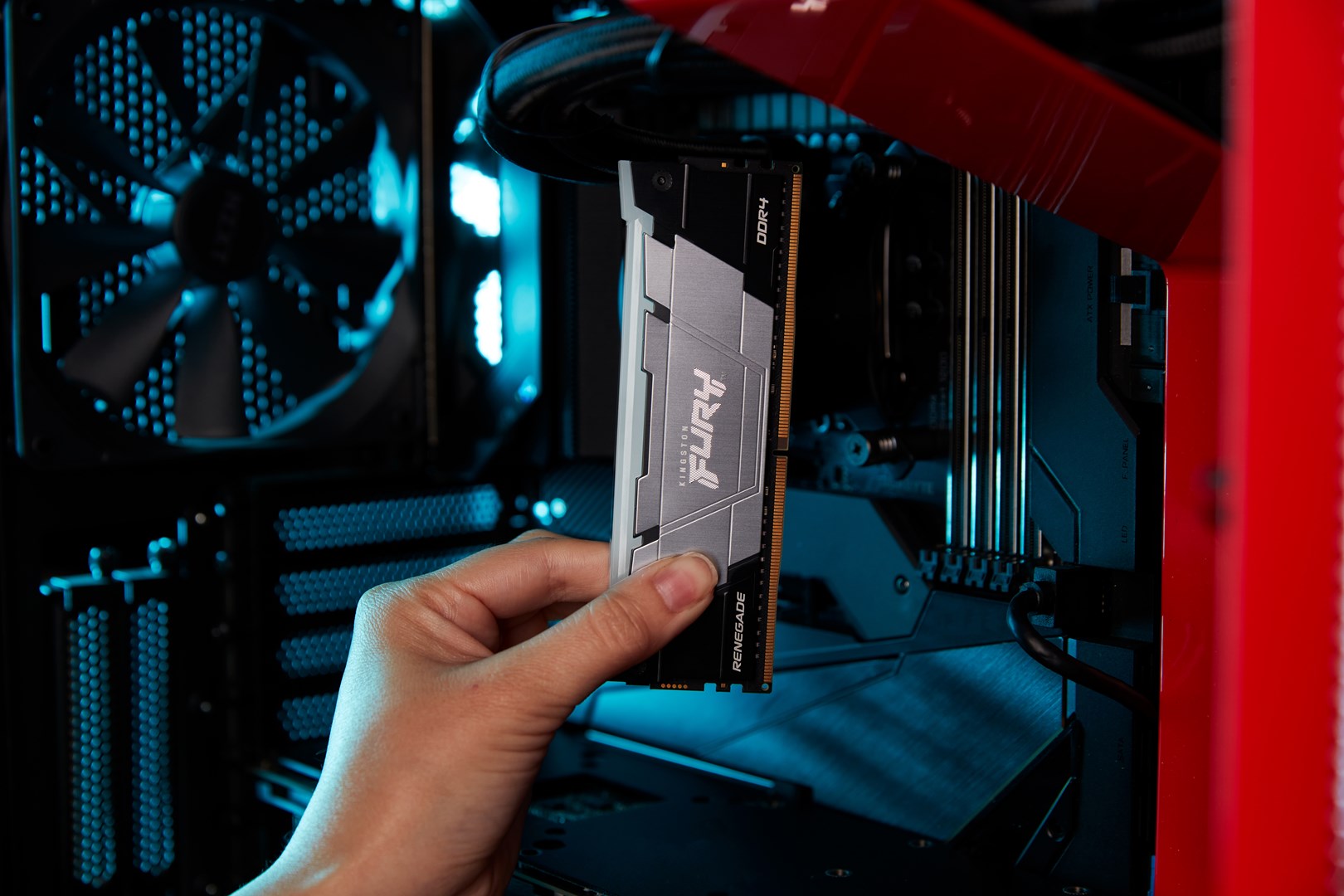 Memorie RAM Kingston FURY 16GB 3600MT/s DDR4 CL16 DIMM 1Gx8 Renegade RGB