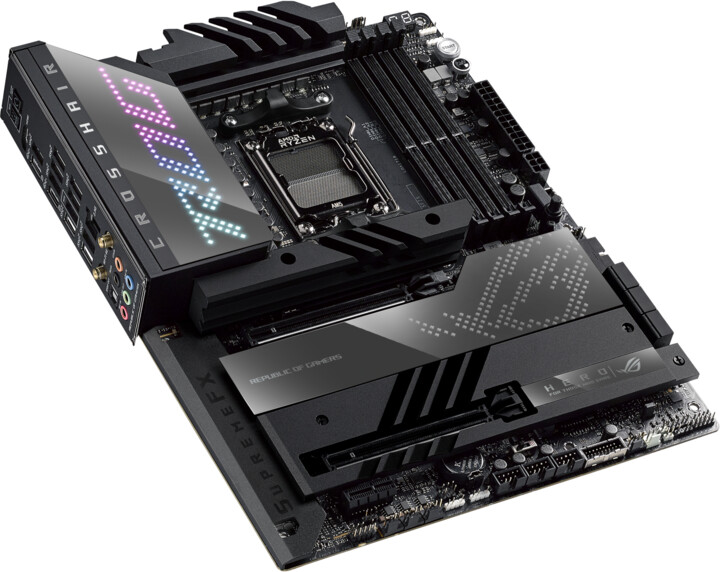 Pllakë amë ASUS ROG CROSSHAIR X670E HERO - AMD X670