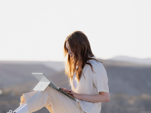 Laptop MICROSOFT Surface Pro 8 Commercial Edition, 13", 16GB RAM, 256GB SSD, Core i7-1185G7, Intel Iris Xe, i argjendtë