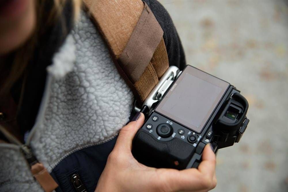 Kapëse kamerë Peak Design Capture Clip, metal, argjend