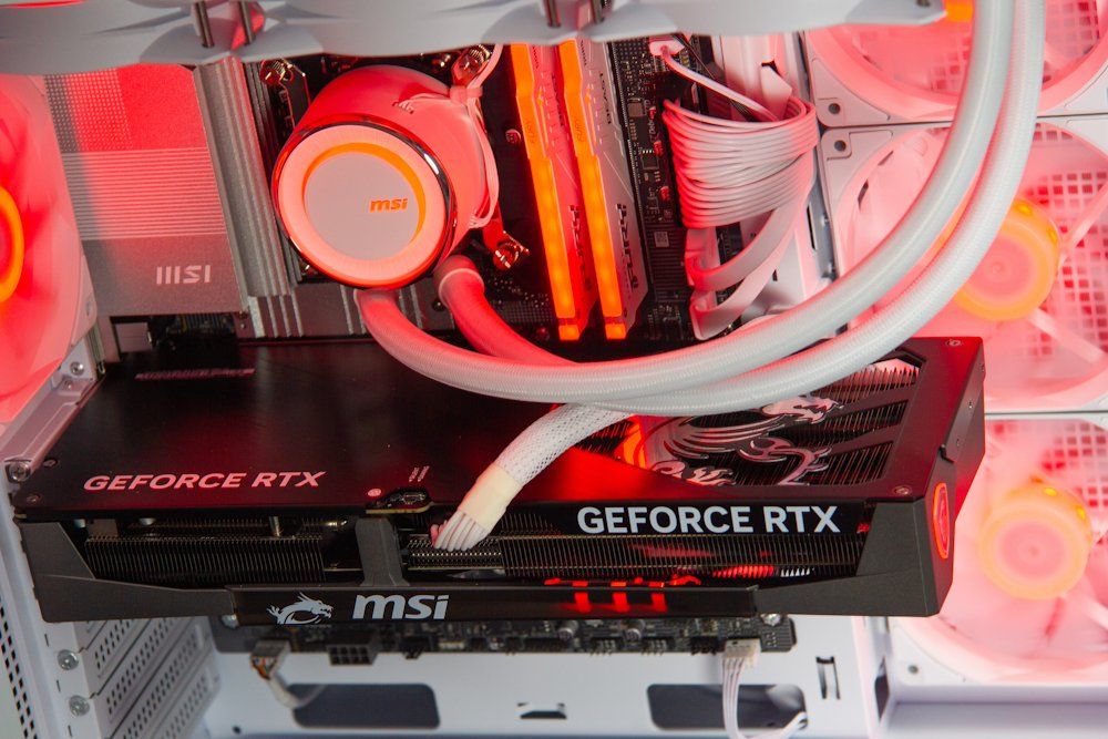 Kompjuter HAL3000 Master Gamer Ultimate-K 5080 (15th gen), Intel Core Ultra 7 265KF, NVIDIA GeForce RTX 5080, 32GB RAM, 2TB SSD, i bardhë