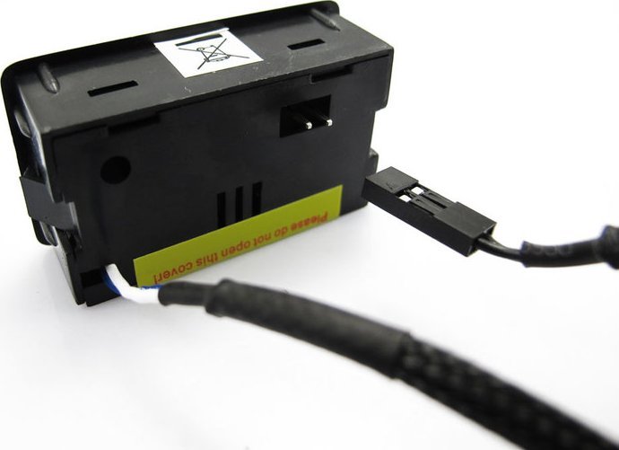 Fiting T për ftohje uji XSPC G1/4 3 way, me sensor temperatureje, i zi