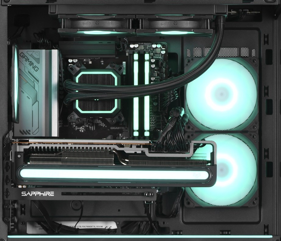 Kompjuter Actina AMD Ryzen 7 7800X3D, RX 7900 XTX, 1TB SSD, i zi