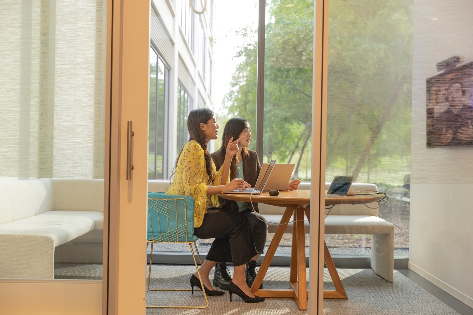 Kamerë konferencash Poly Studio R30, USB dhe Wireless, e zezë