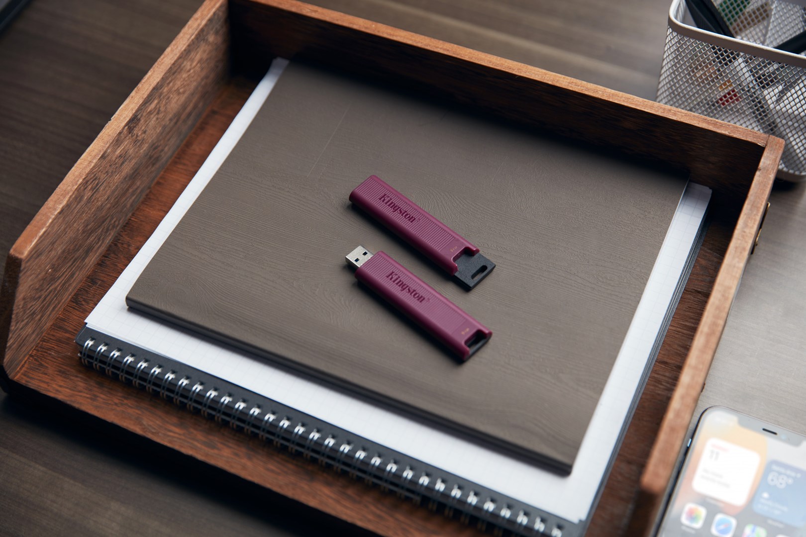 USB Kingston DataTraveler Max - 1TB, i kuq