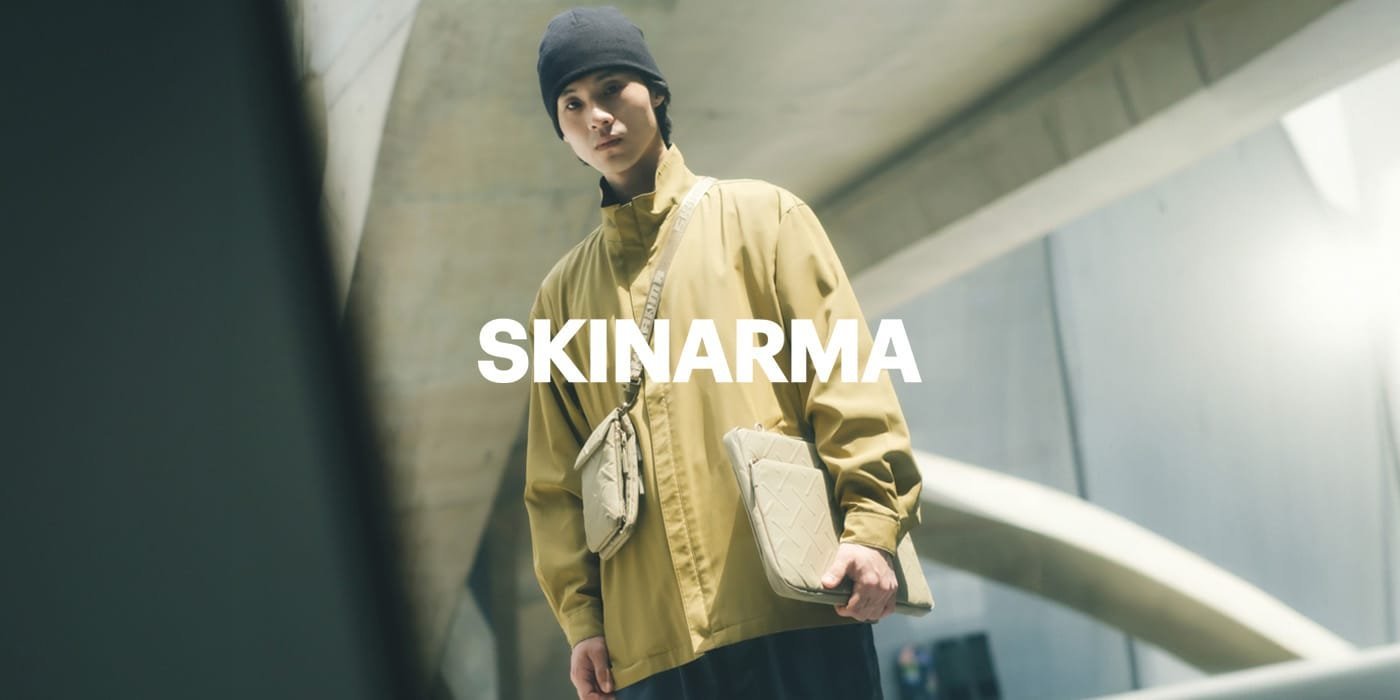 Mbulesë për kufje Apple AirPods 4 Skinarma Spunk, me rrip dore, blu