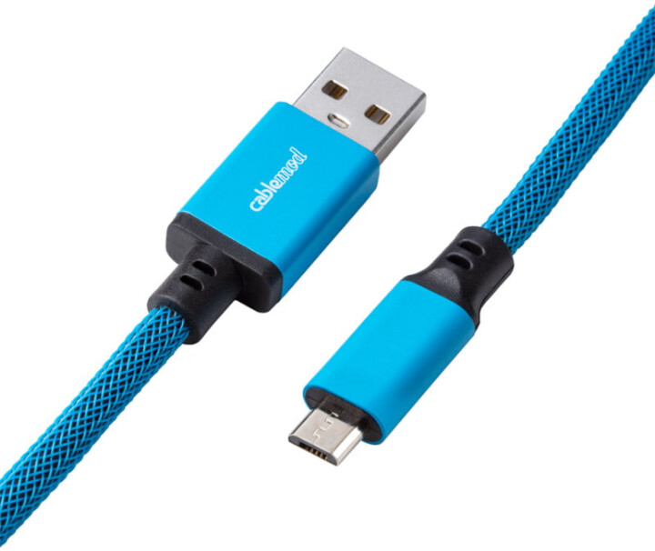 Кабел CableMod Pro Coiled Cable, micro USB/USB-A, 1,5m, Spectrum сина