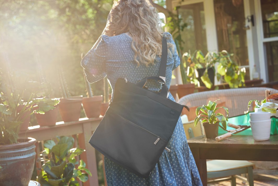 Çantë shpine HP, 14", e zezë