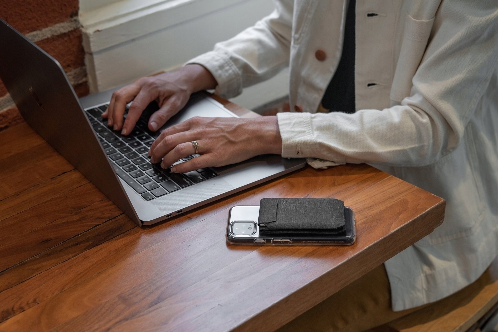 Adapter universal magnetik telefoni Peak Design SlimLink, ngjitës, charcoal