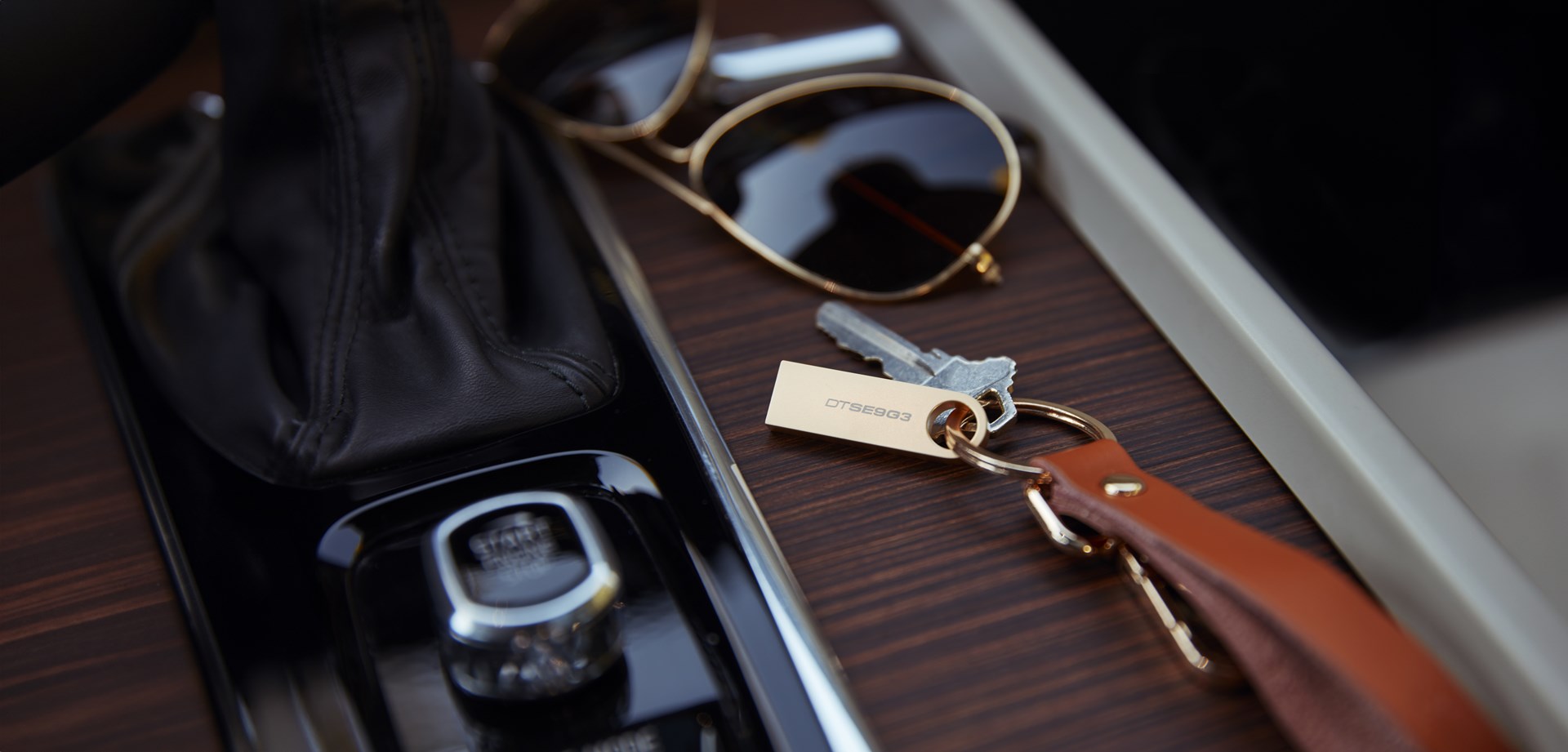 USB Kingston DataTraveler 220MB/s Metal, 512 GB, USB Type-A