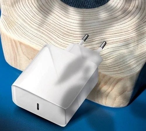 Полнач за ѕид Forcell USB-C PD QC 4.0, 25W, 3A, со кабел 1 m