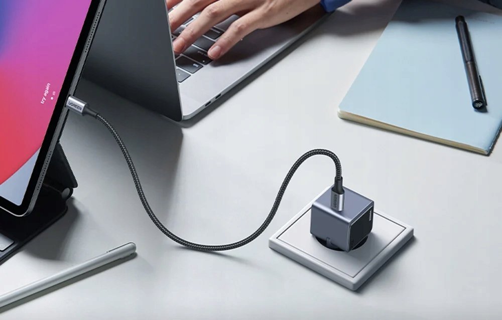Karikues murit Ugreen Nexode S 30W, USB C, PD GaN, i bardhë