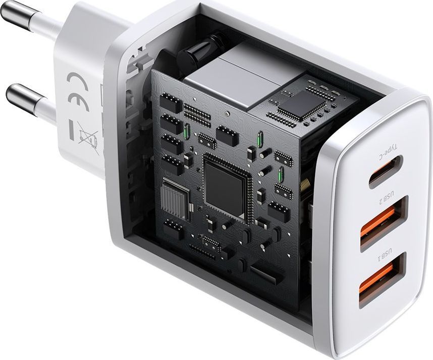 Полнач Baseus CCXJ-E02 со 2x USB-A и 1x USB-C, 3A, бел