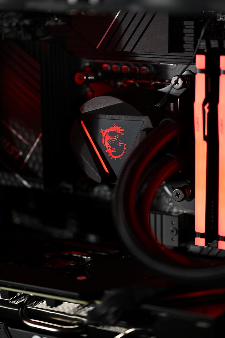 Kompjuter Actina, Ryzen 7 7800X3D, 32GB DDR5, 2TB SSD, RTX 4090, i zi