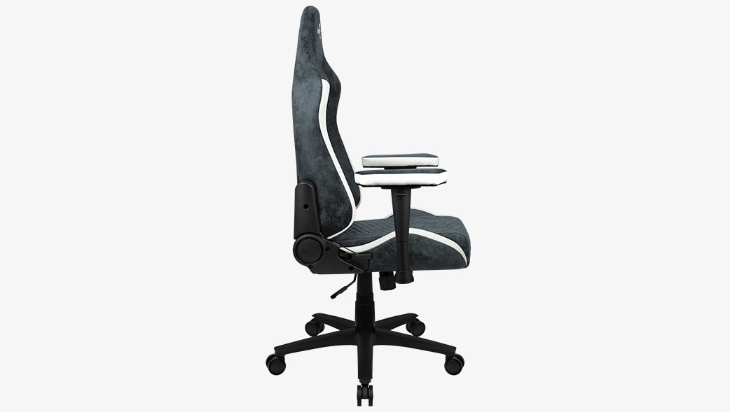 Karrige lojërash CROWN AeroSuede, 150 kg, e zezë