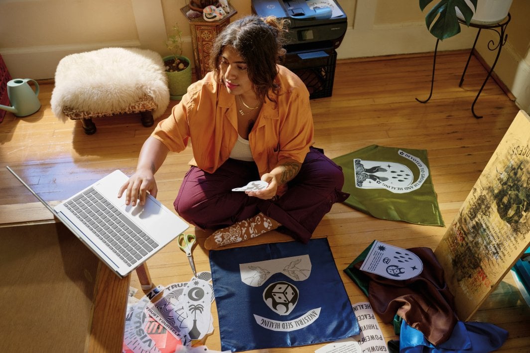 Лаптоп HP 15-fd0003nw, 15.6", Intel Core i3 1315U, 8 GB RAM, 256 GB SSD