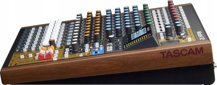 Mikser audio Tascam Model 12, 10 kanale, regjistrues 12 pista, i zi me dru