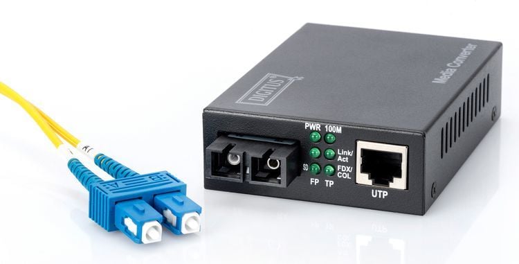 Konvertues media Digitus DN-82021-1, Fast Ethernet 10/100Mbps, RJ45 në SC single mode