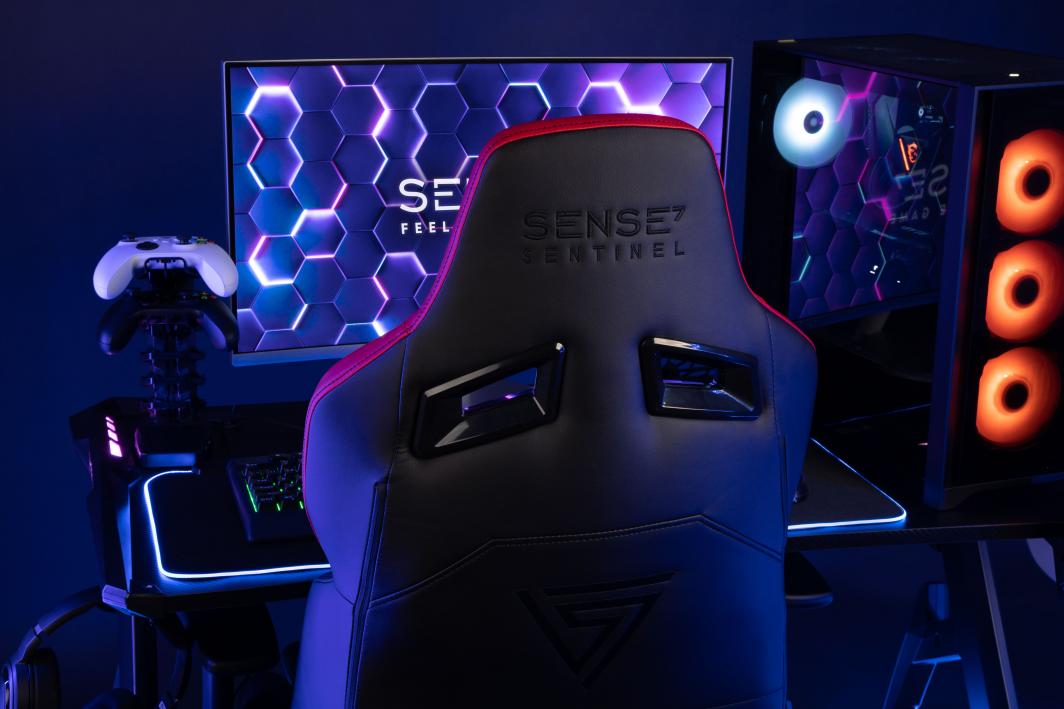 [OUTLET] Karrige SENSE7 Sentinel, me lëkurë artificiale, e zezë