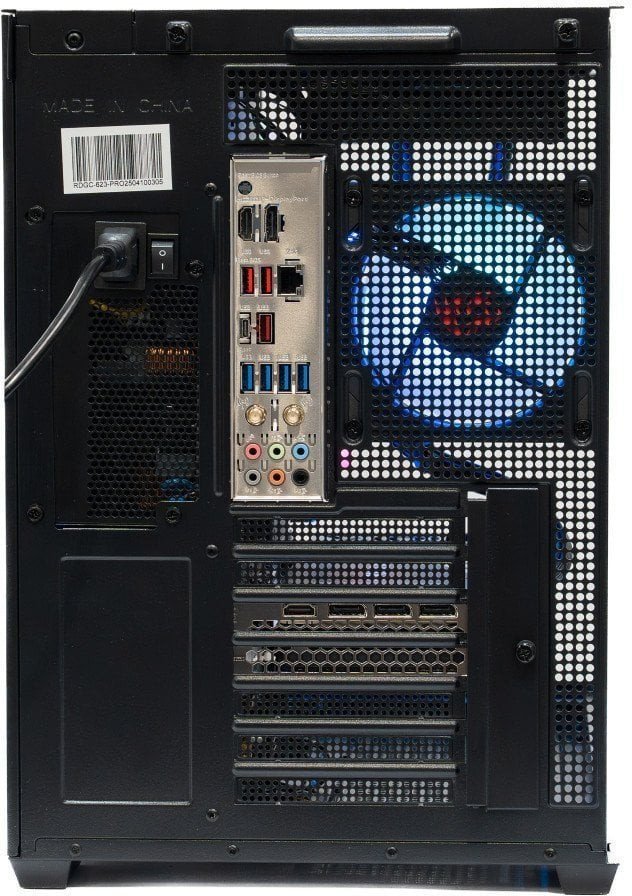 Компјутер за гејминг Game X G500, Ryzen 7 9800X3D, 32GB RAM, RTX 5070 Ti, 1TB SSD, црн