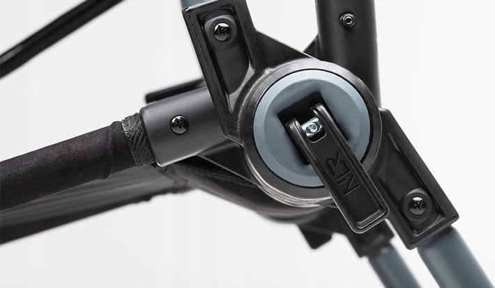 Кокпит за гараж Next Level Racing GT Lite, склоплив, за симулации на трки, сив