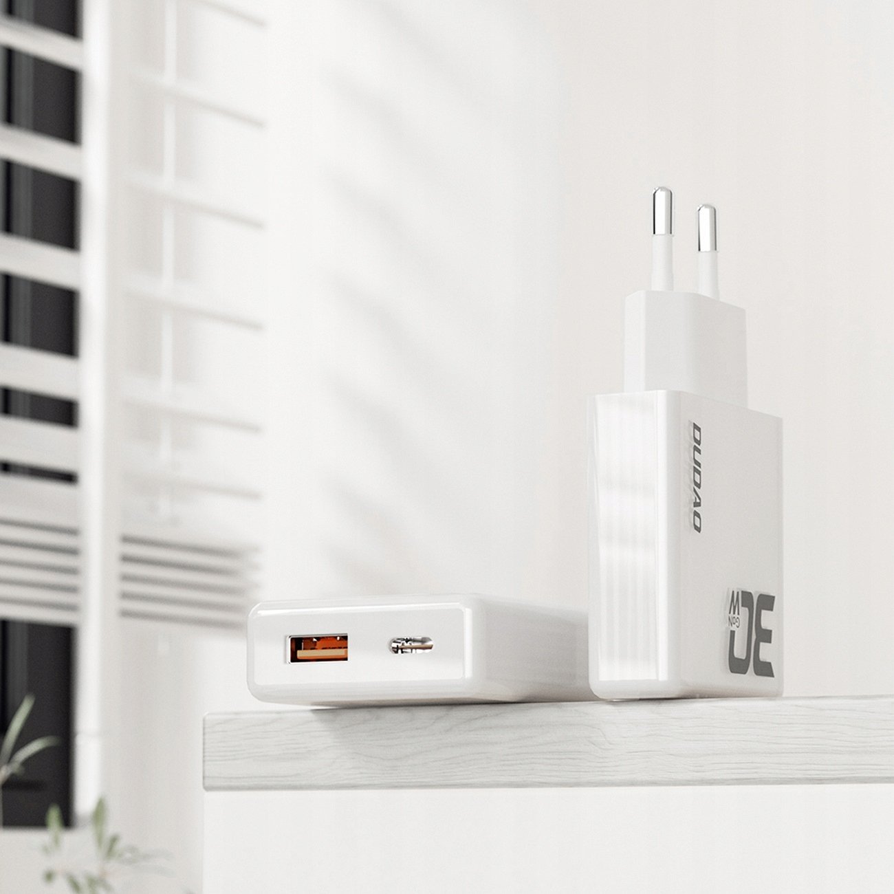 Karikues rrjeti Dudao A30EU GaN, 30W 3A, USB A dhe USB C, i bardhë