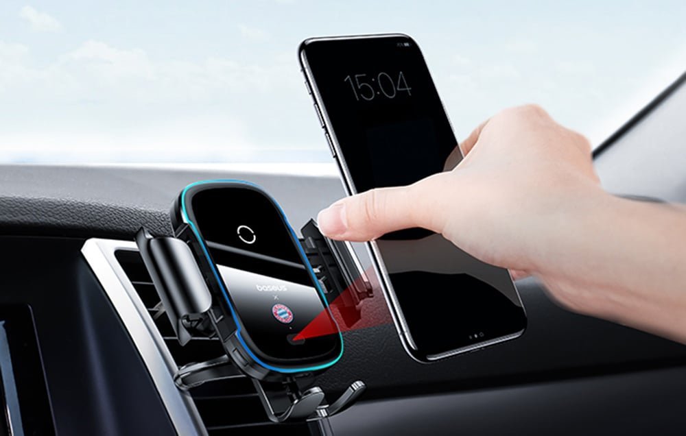 Mbajtës veture Baseus Bayern Edition, karikues wireless 15W, universal, i zi