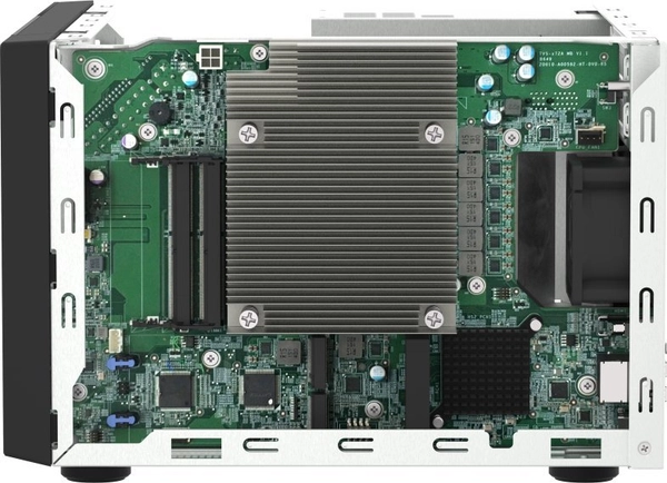 Server NAS QNAP TVS-h874