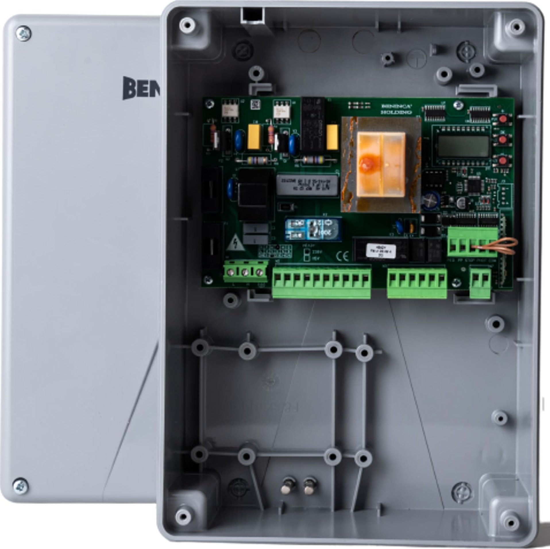 Set automatizimi për portë dykanatëshme Beninca KBOB30M.PM, deri 3 m për krah, 230V, me fotocelula dhe telekomandë