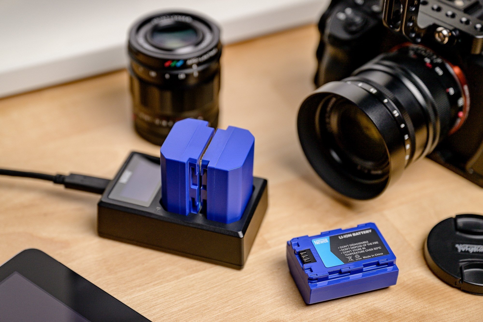 Bateri për aparat fotografik Newell SupraCell EN-EL15C, 2300mAh, e zezë