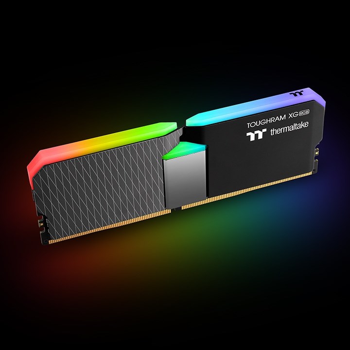 Меморија RAM Thermaltake Toughram XG RGB 64 GB (2 x 32 GB) DDR4 3600 MHz