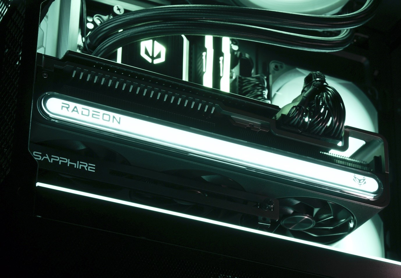 Kompjuter Actina AMD Ryzen 7 7800X3D, RX 7900 XTX, 1TB SSD, i zi