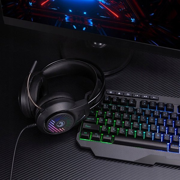 Set gaming Marvo CM430 US, tastierë maus kufje mouse pad, ndriçim LED rainbow, i zi